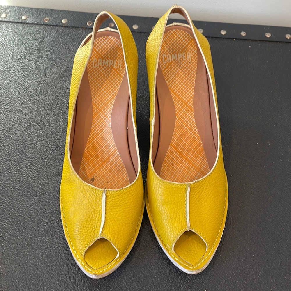 Camper Slingback Heels